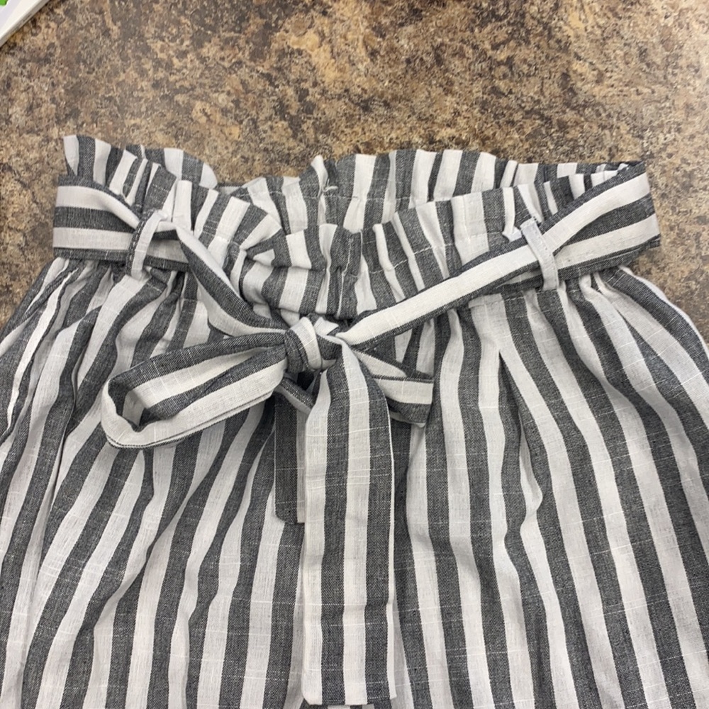 Striped pants - Picture 3 of 3